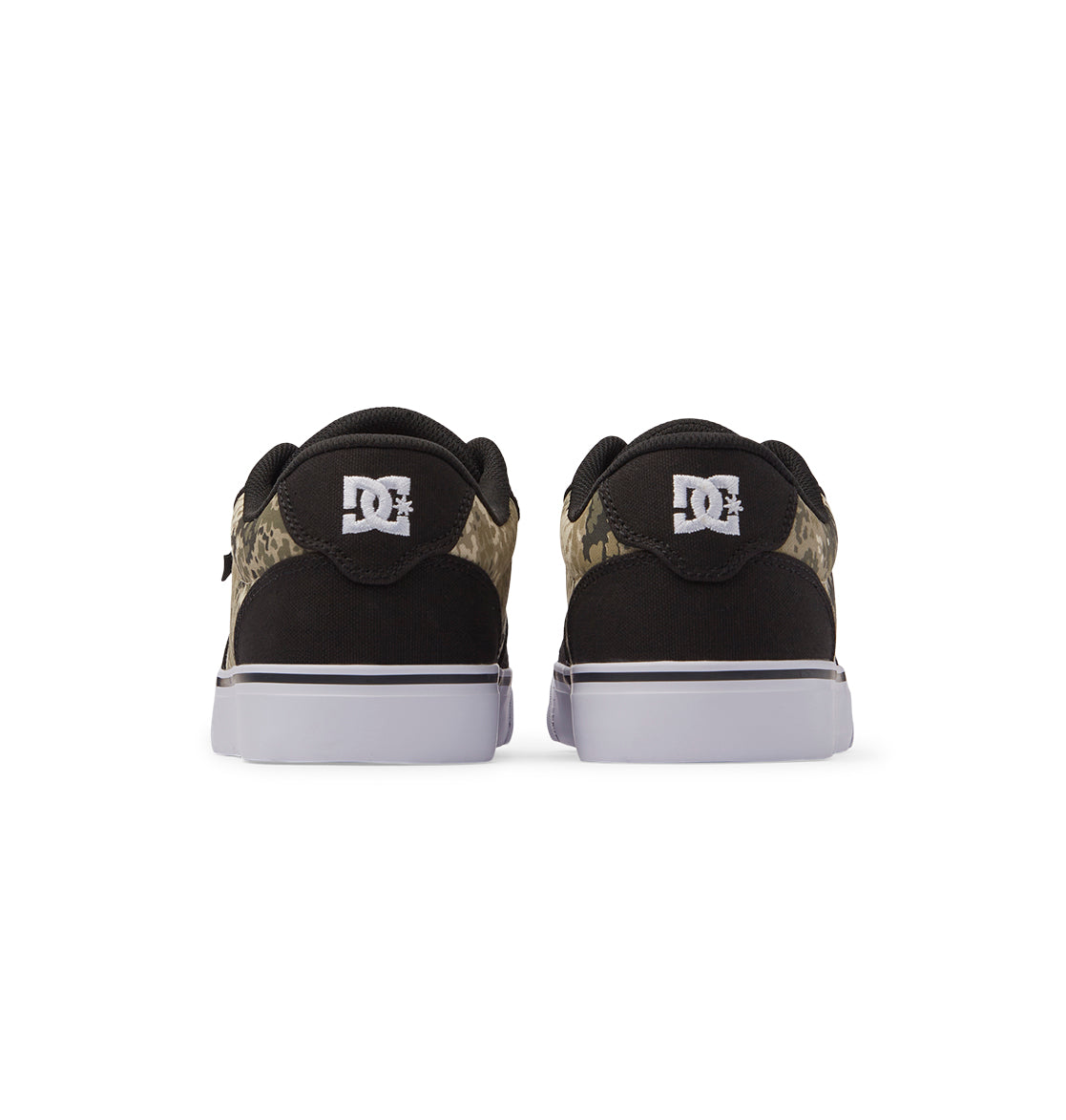 320040_dcshoes_xkcw-2.jpg