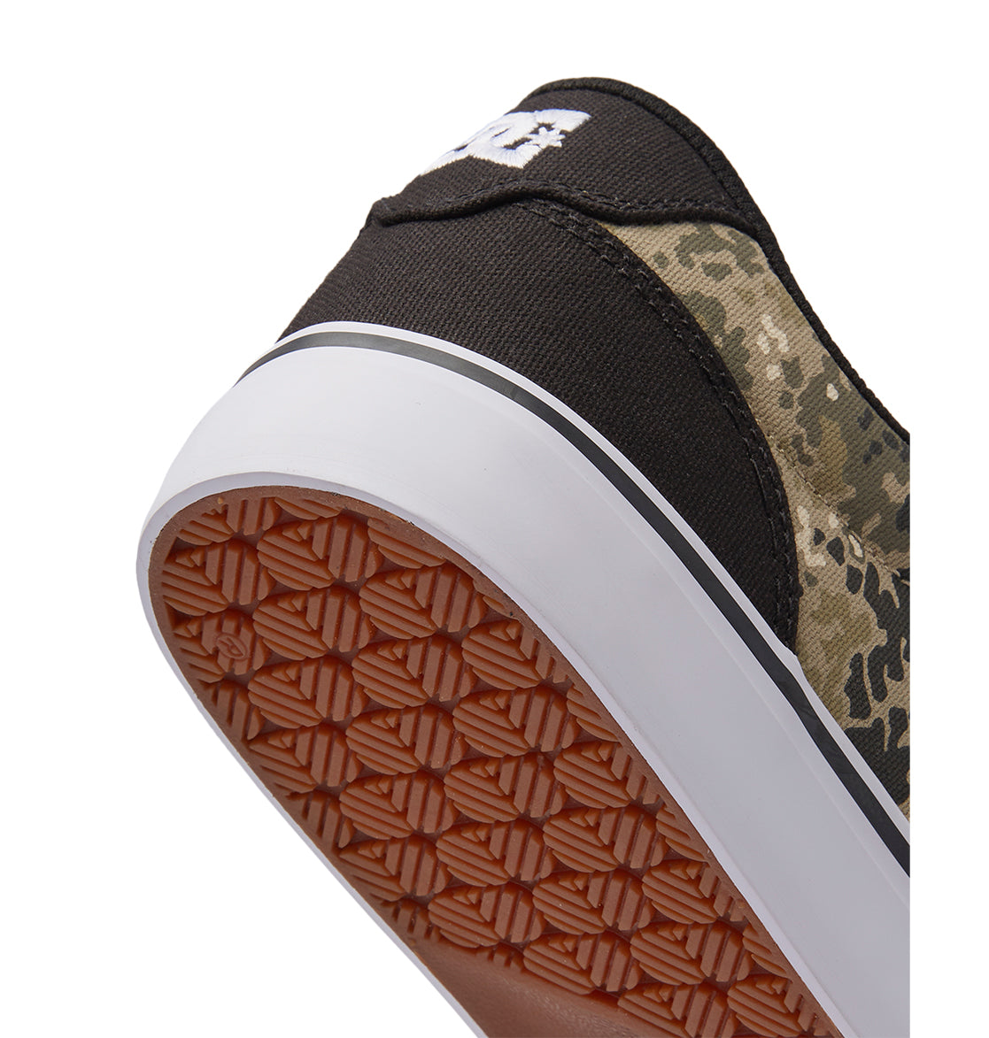 320040_dcshoes_xkcw-4.jpg