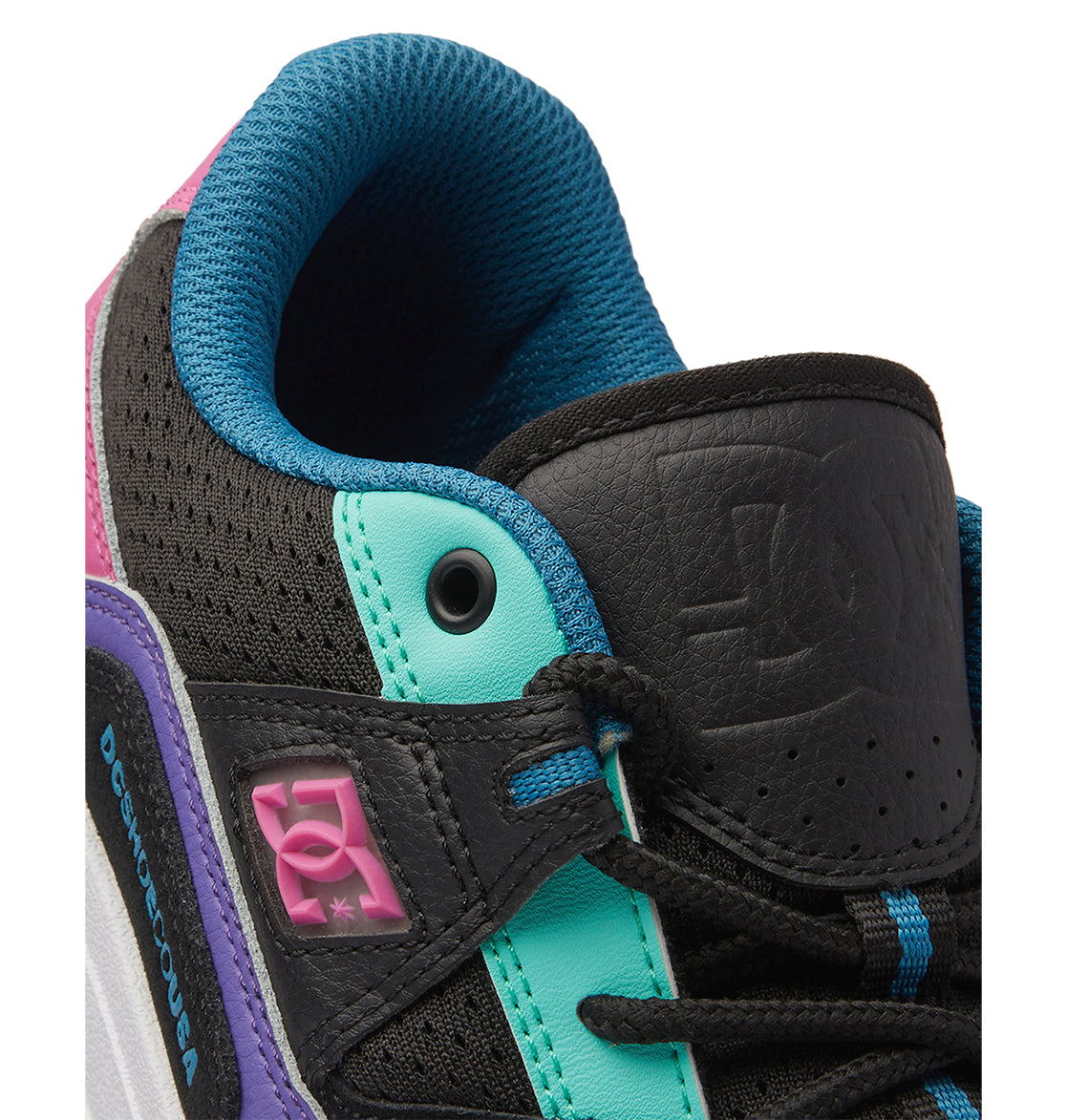 adjs100172_dcshoes_kmw-3.jpg